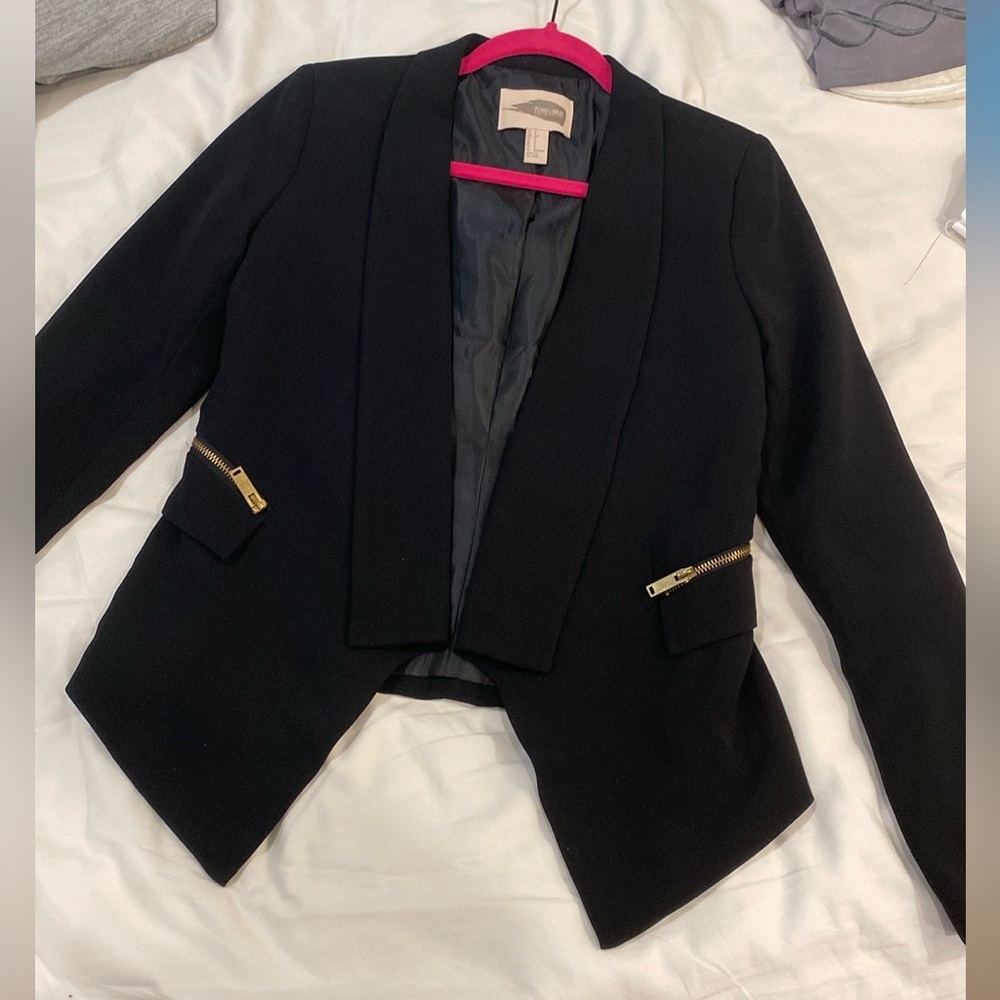 Forever21 black and gold accented zip womens open front blazer tapered edge